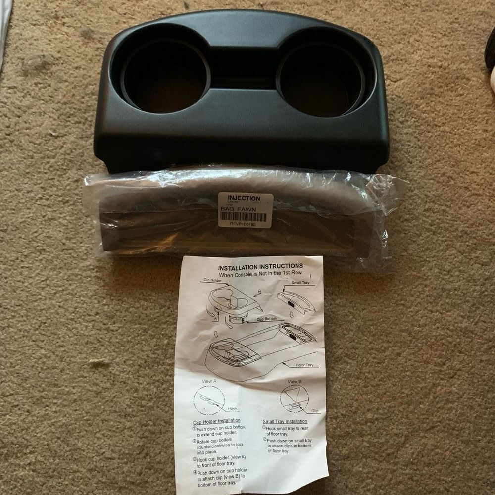 Toyota Sienna Black Console Cup Holder And Fawn Colored Tray 58820 *New*